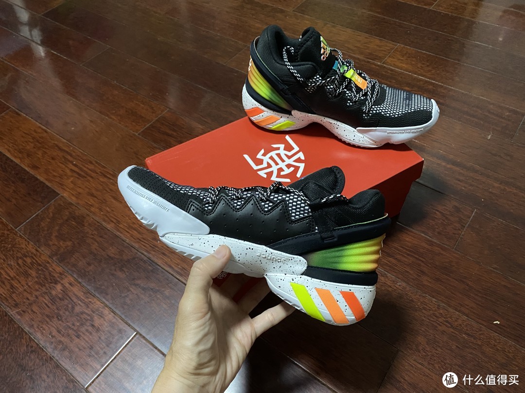 化身蜘蛛侠adidas d.o.n issue 2网米切尔2代篮球鞋