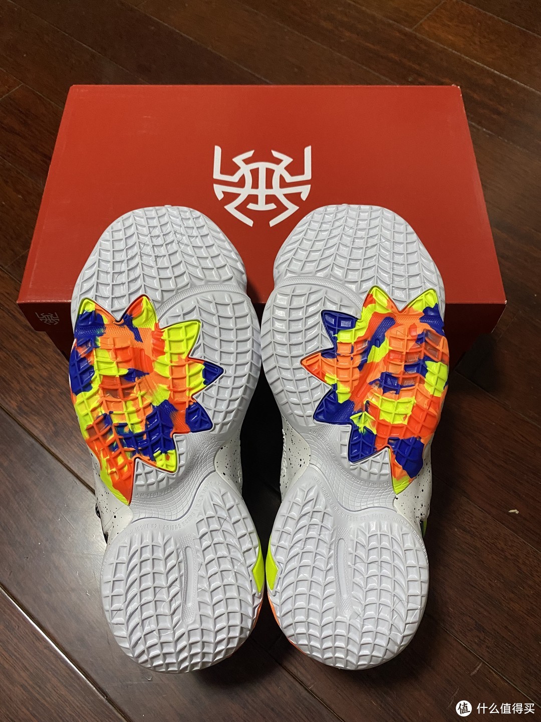 化身蜘蛛侠adidas d.o.n issue 2网米切尔2代篮球鞋