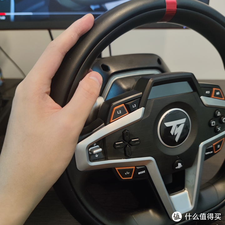 Thrustmaster（图马思特）面向 PS5/PS4 和 PC 的下一代混合动力赛车模拟器