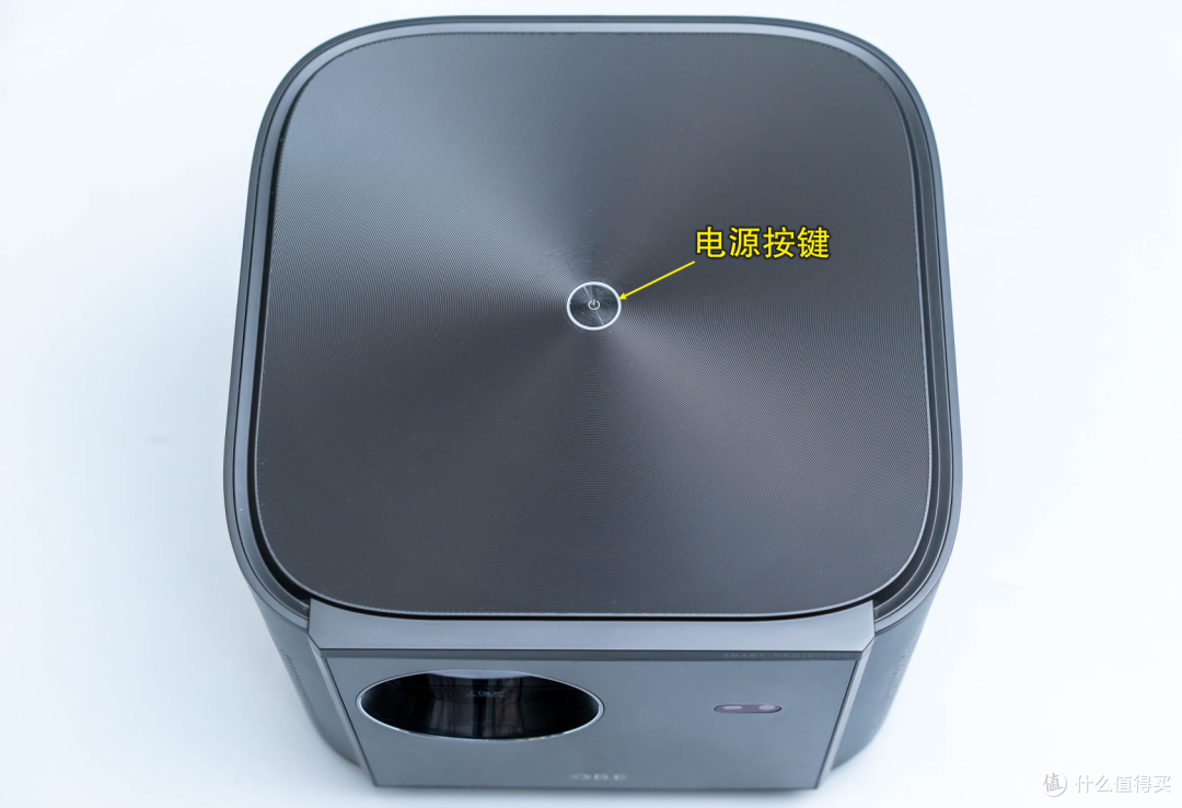 年轻人的第一台投影仪大眼橙x11光学变焦投影仪体验测评5000元内最佳