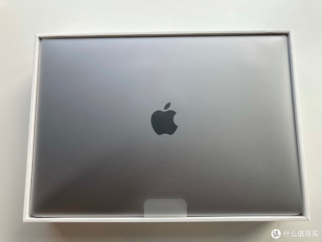 现在买M1的MacBook Air是不是选错型号站错边？聊聊Mac周边有哪些好用的配件...