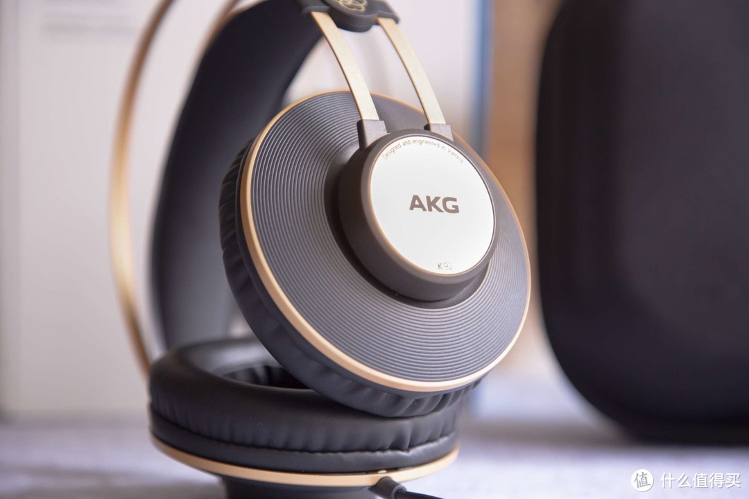 入门级监听耳机，让声音更真实一些 AKG K92