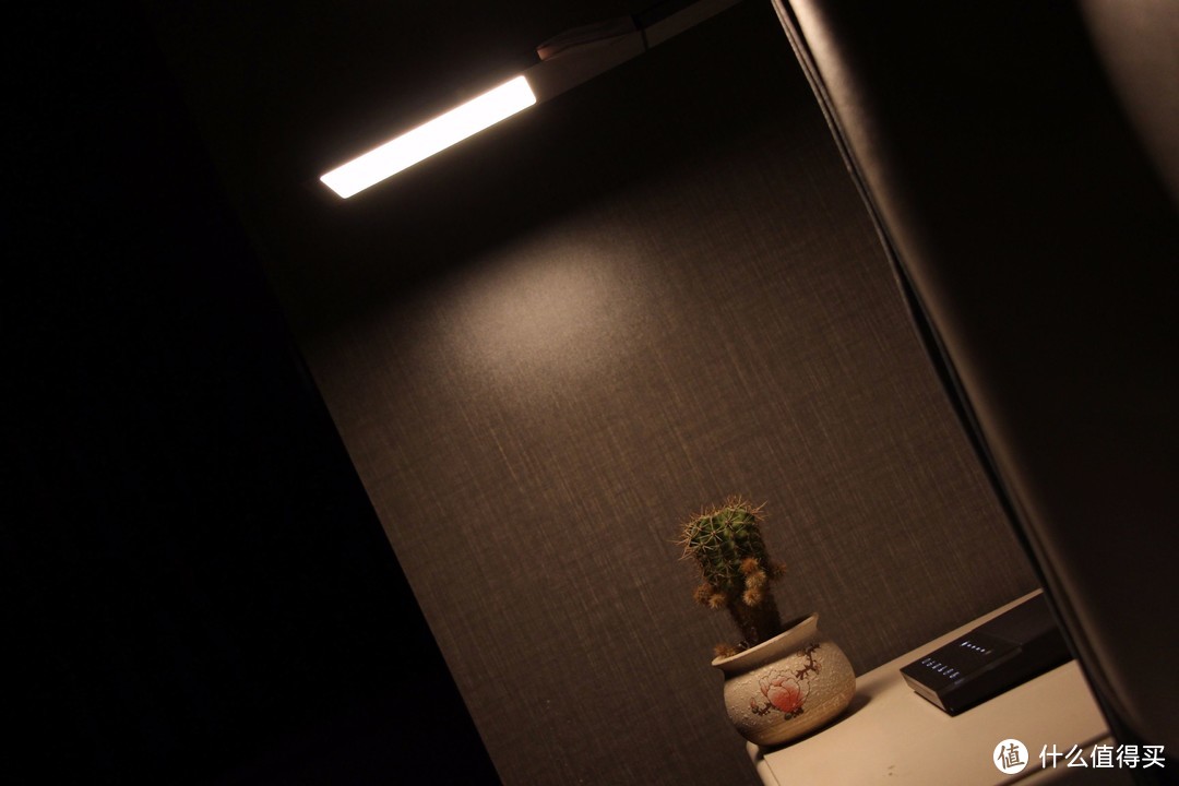 华灯初上·纯粹柔光 Taotronics全新DL16智能台灯 打造健康舒适的照明环境