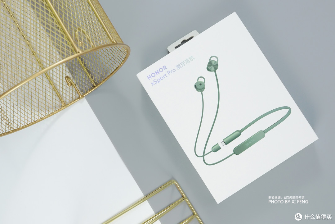 数码测评篇五十五随身闪充闪连荣耀honorxsportpro创新力让老炮们颜面