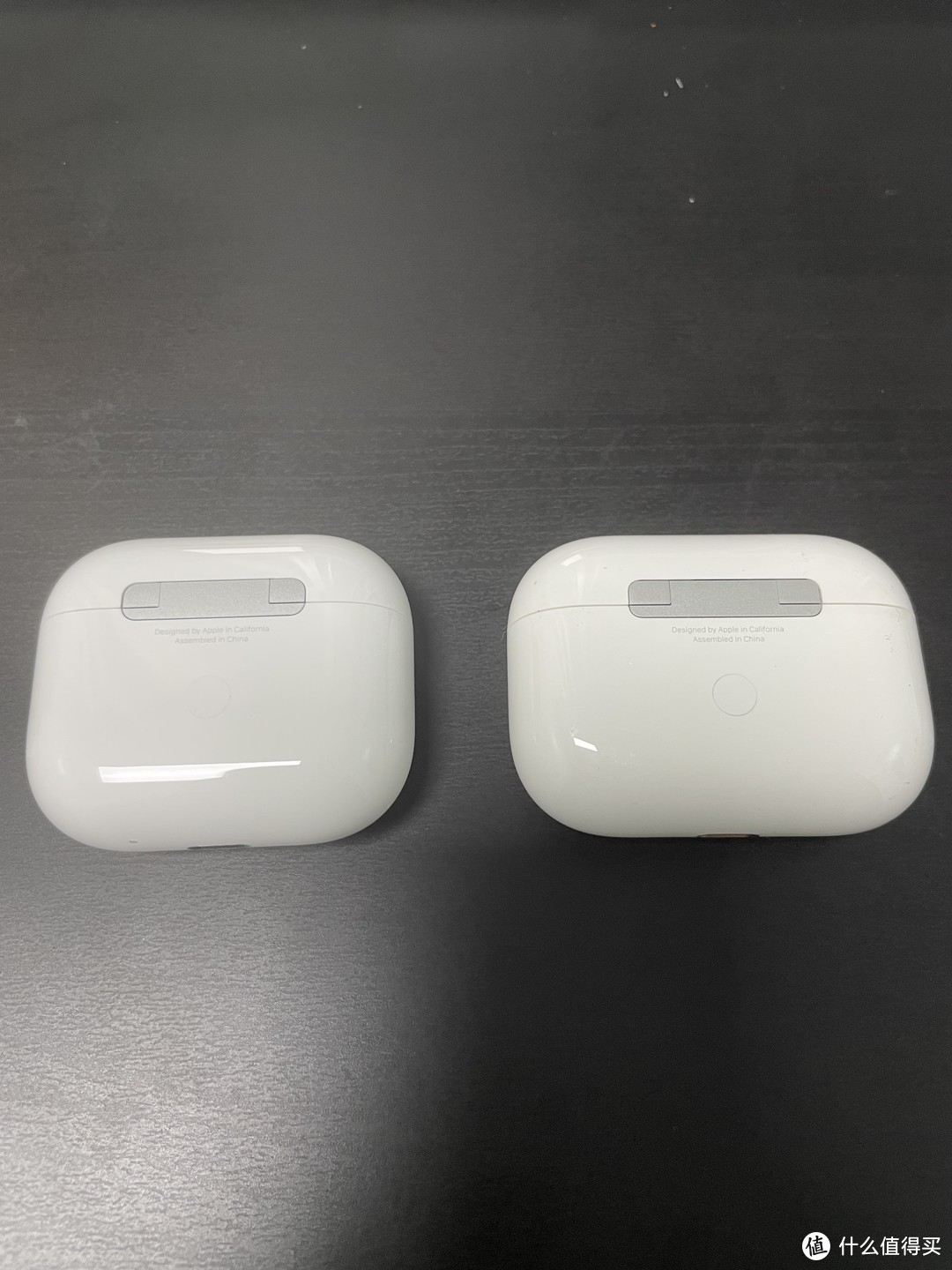 AirPods 3 VS. AirPods Pro （背面）