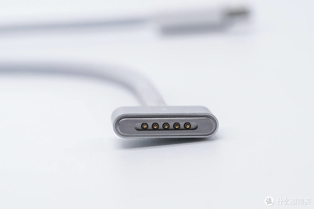 MacBook Pro 16充电测评：配备苹果首款140W氮化镓充电器的快充表现如何？