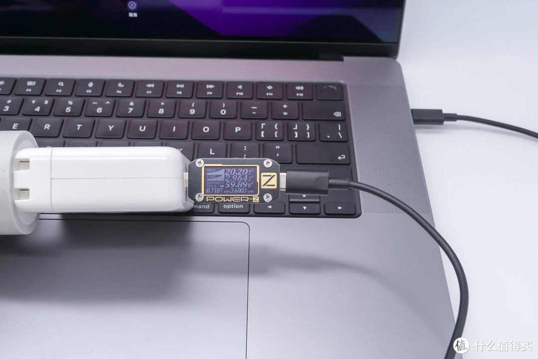 MacBook Pro 16充电测评：配备苹果首款140W氮化镓充电器的快充表现如何？