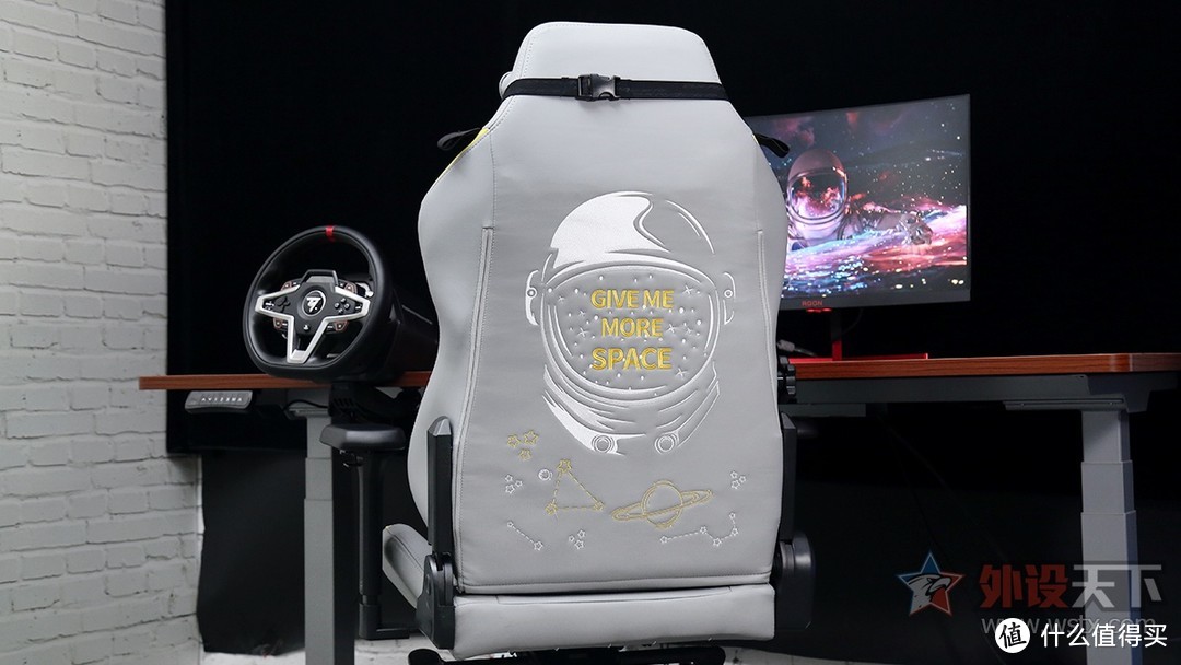 DXRACER迪锐克斯 夸父（CRAFT）电竞椅简评：科技与文化跨界融合