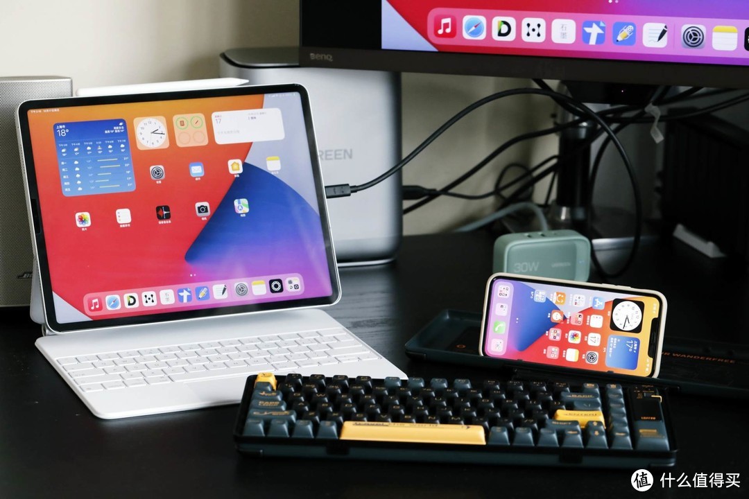 Macbook Pro高效三屏搭建与iPad Pro另类玩法