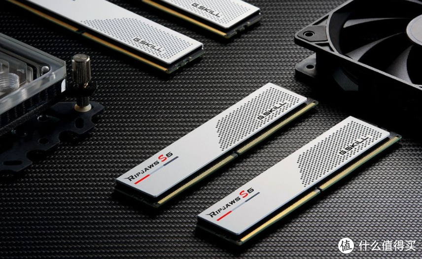 “小马甲”：芝奇发布新款 Ripjaws S5“焰刃”系列 DDR5 内存