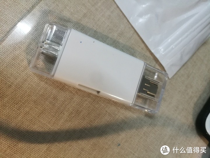 15.9包邮的斯洛普USB3.0读卡器开箱测评（附拆机）