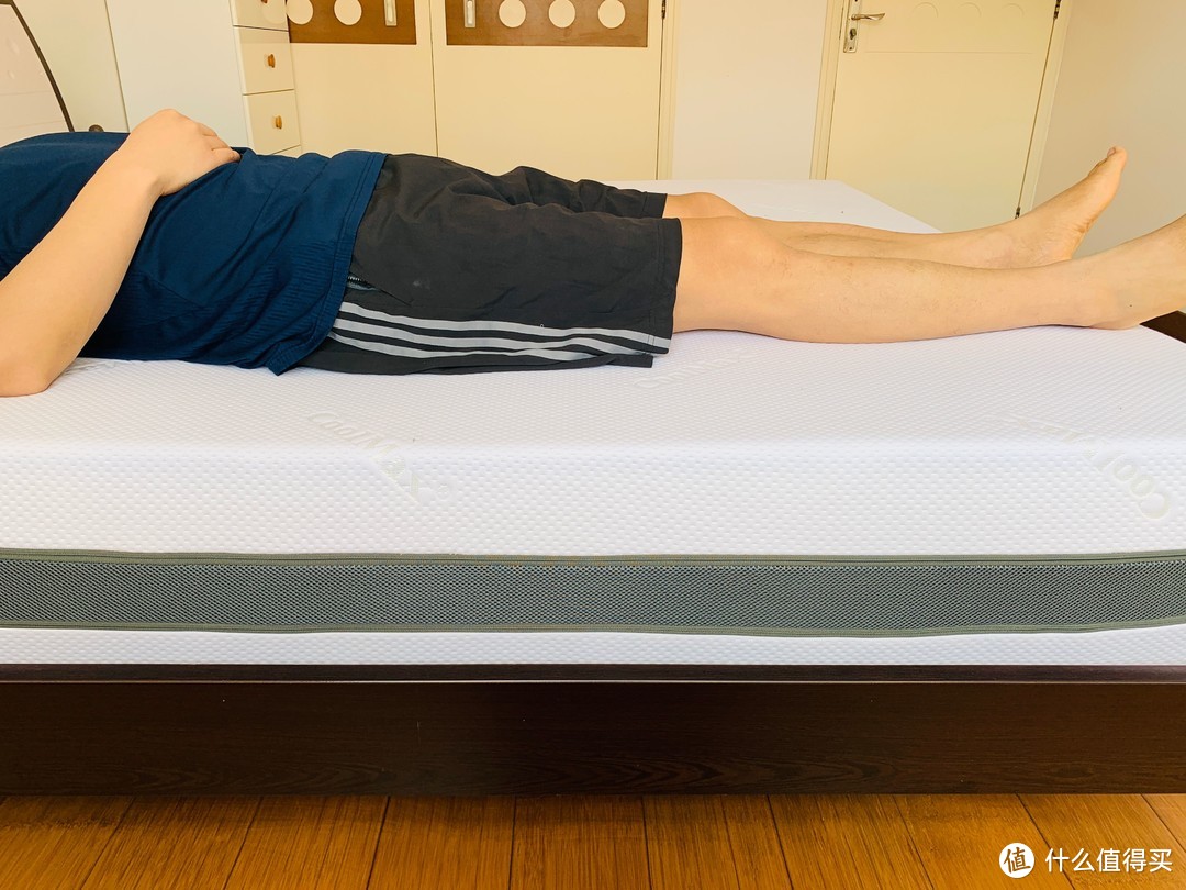 人生三分之一的时间都在床上度过，选床垫不能太随意—Emma 多特蒙德床垫使用体验