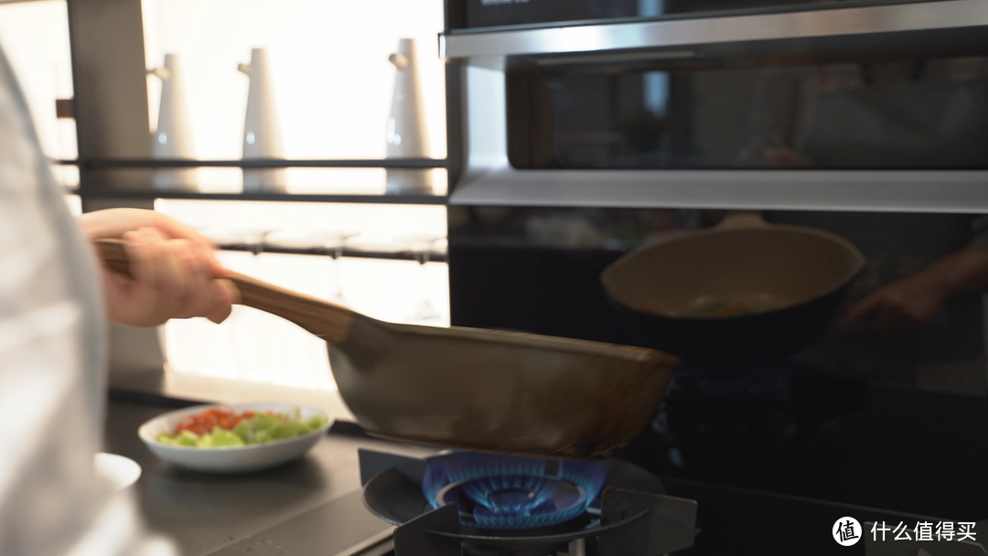 15分钟一桌菜，亿田S8C蒸烤独立集成灶，集成灶内卷来了！
