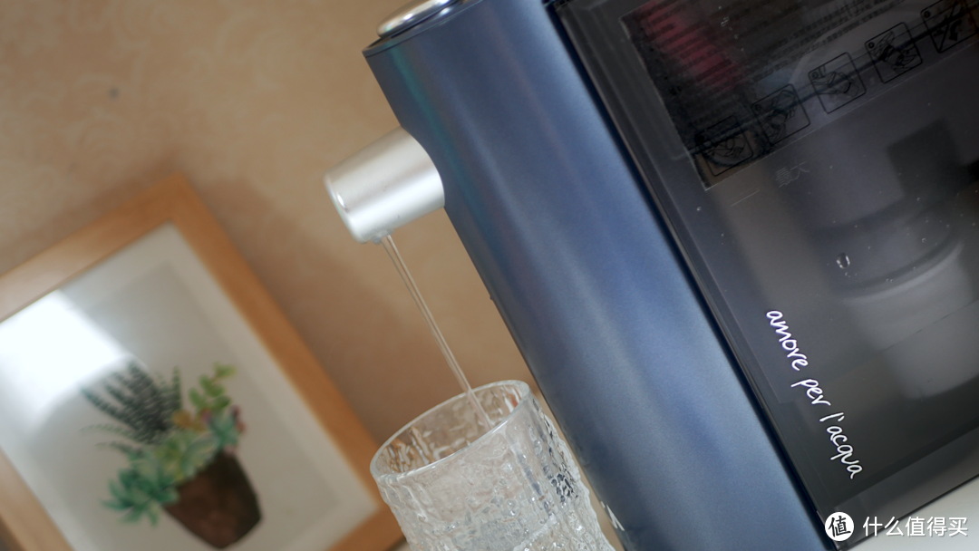 即热+净饮，健康喝水新体验—莱卡净饮机