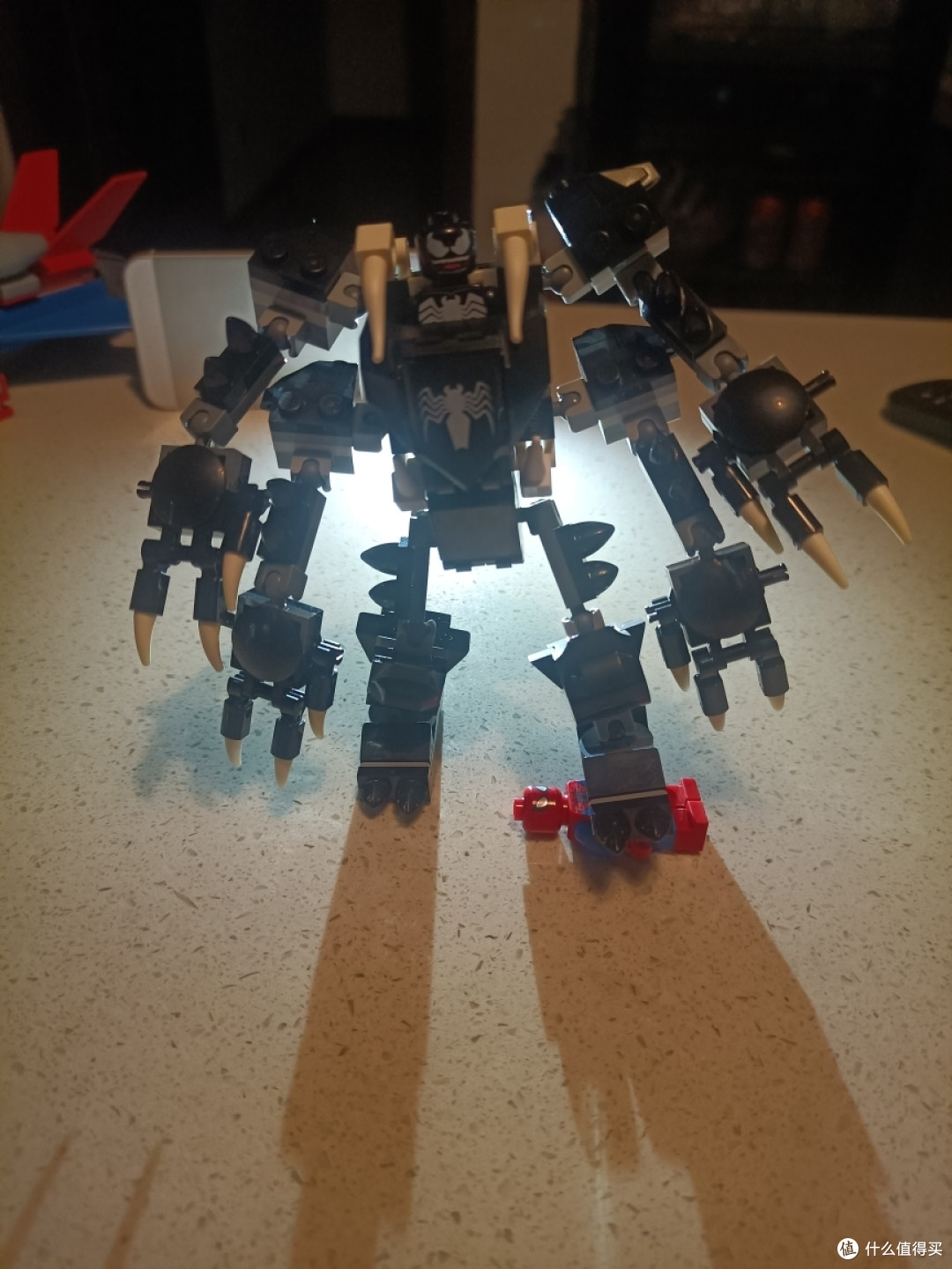 模玩篇八永远的宿敌毒液vs蜘蛛侠乐高76150评测