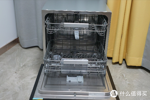 云米AI洗碗机IronA1：真正解放双手，洗碗不再烦恼