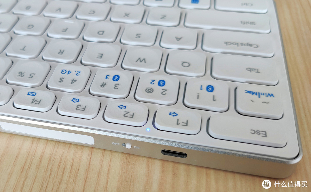 纤薄刀锋 多面能手——雷柏E9350G多模无线刀锋键盘评测