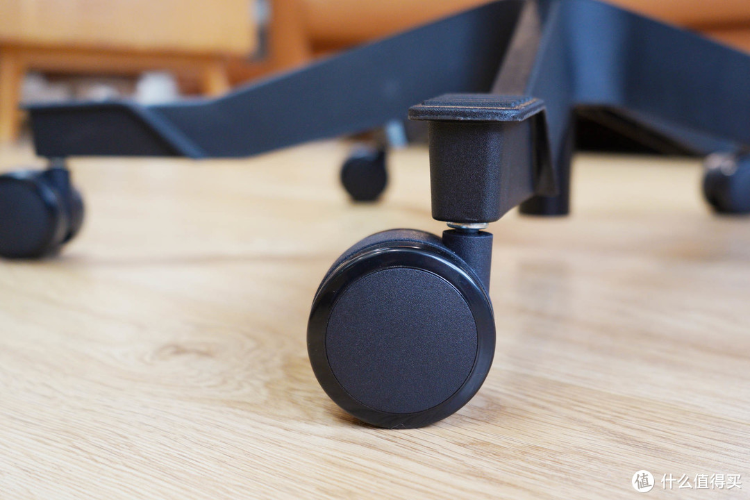 不做“身残志坚”的打工人,你真的需要一把舒适的人体工学椅!