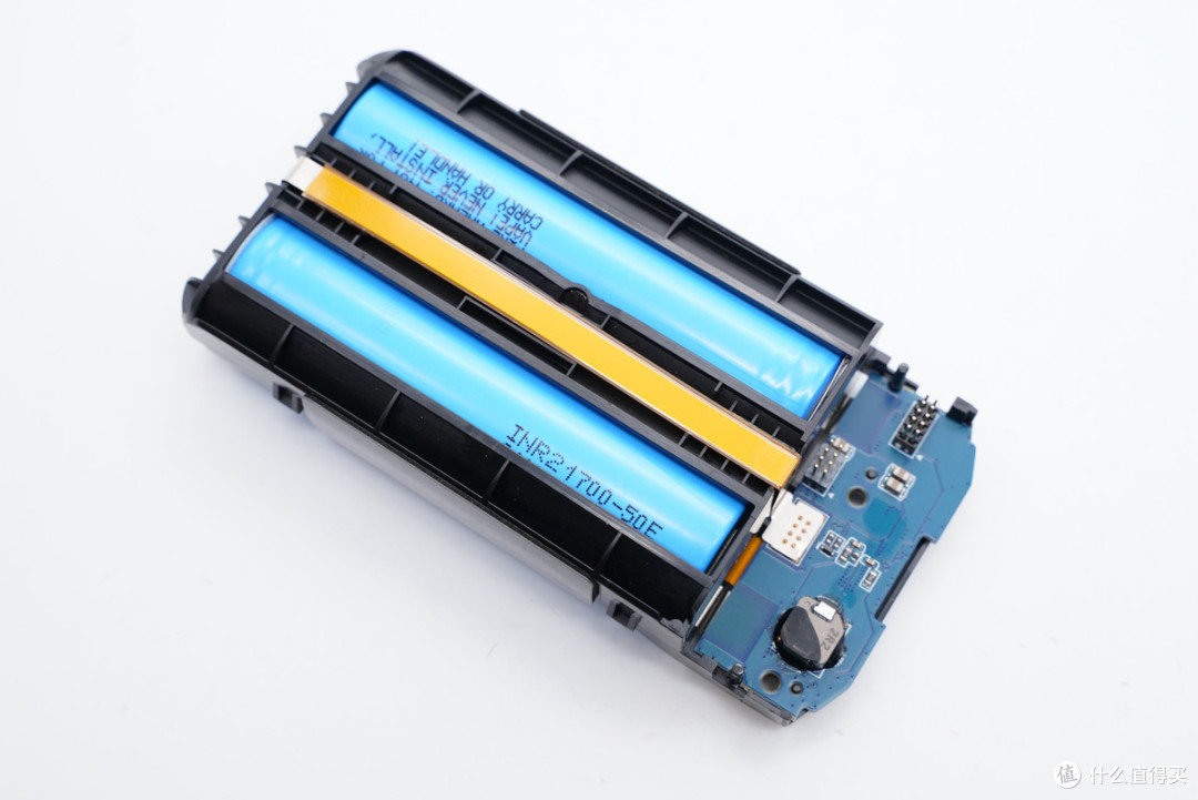 拆解報告：MI小米10000mAh 33W快充充電寶口袋版Pro