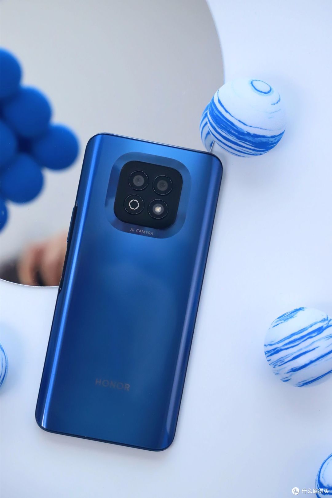 荣耀play5活力版超窄全视屏急速快刷即刻快充