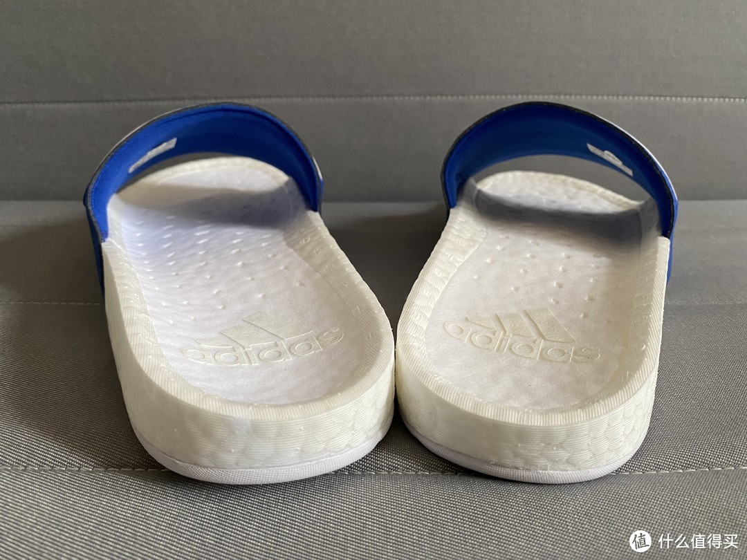 拖鞋中的战斗机adidas ADILETTE BOOST