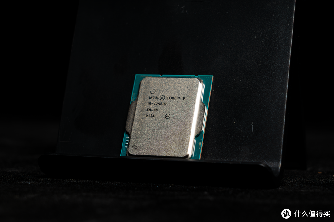 游戏王者的归来！Intel Core i9 12900K 首发横评