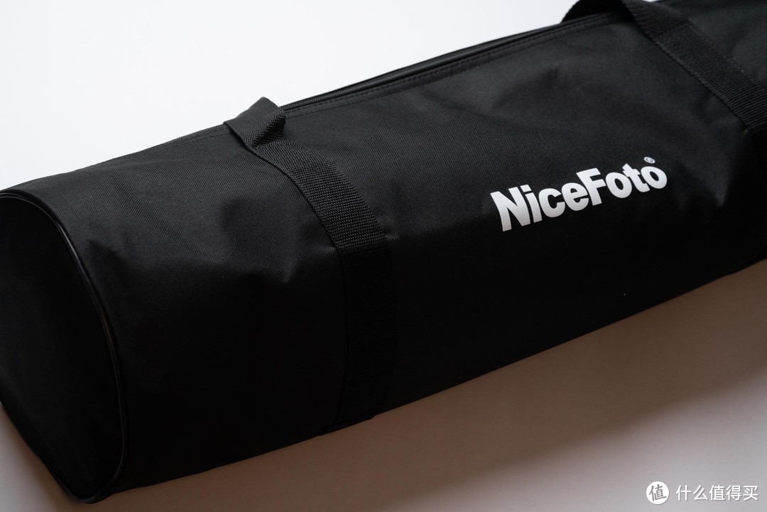 NiceFoto耐思摄影灯LED-2000B.Pro提供给你更多样化的使用场景