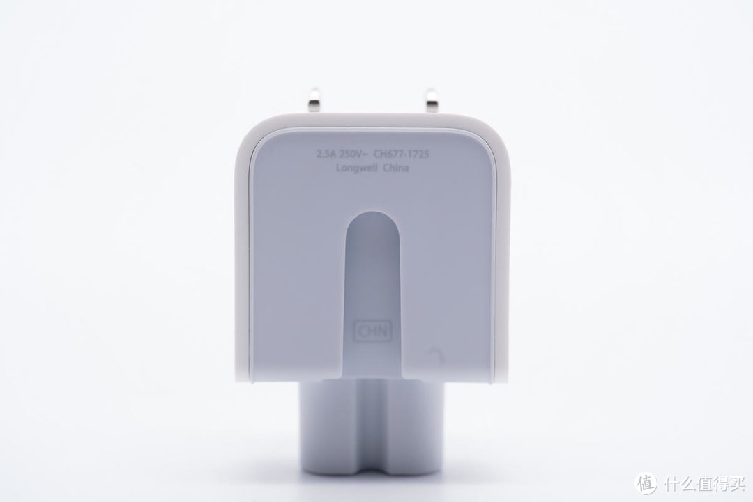 苹果首款氮化镓，PD3.1时代开山之作，苹果140W氮化镓充电器评测