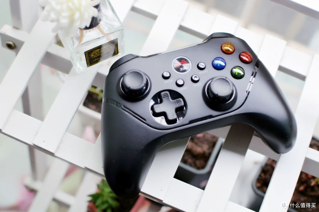 告别乏味生活,电竞对战有北通阿修罗2pro 游戏手柄来助攻