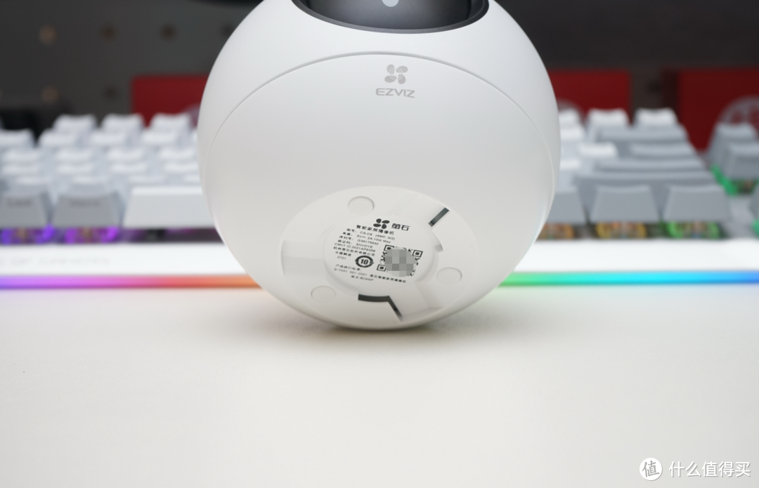 会思考的智能家居摄像机：萤石2K超感知版精灵球