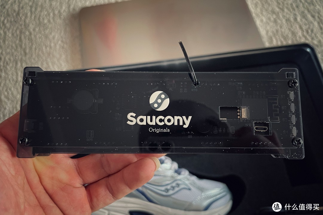 Saucony Cohesion 2K特殊盒与Nike万圣节AF1开箱