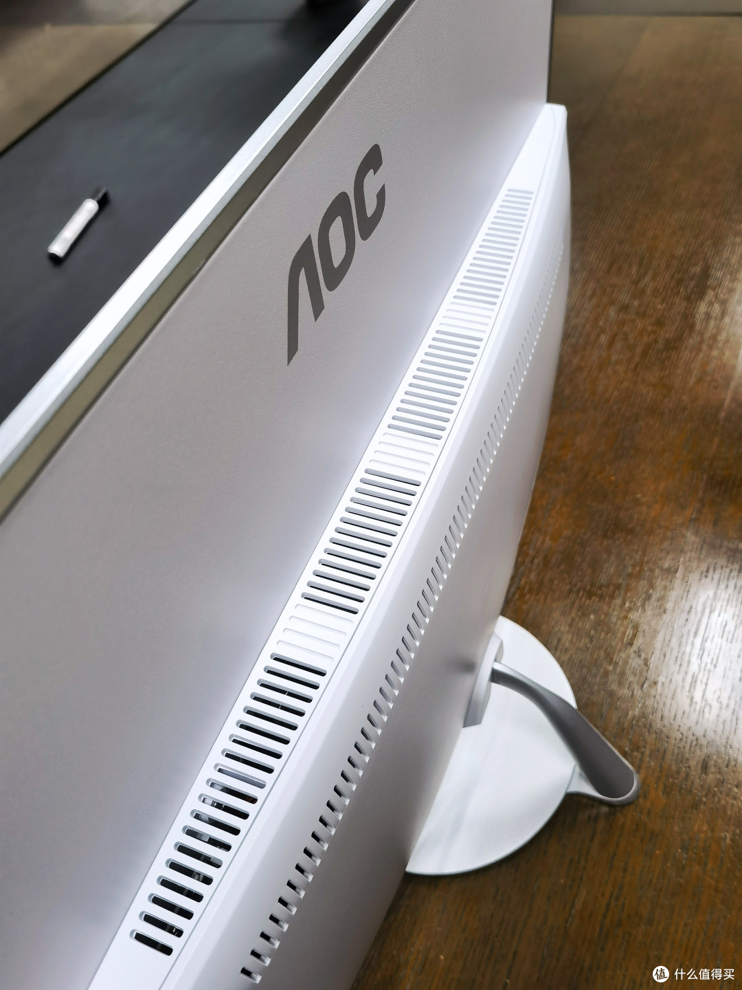极致简洁强劲性能搭载intel11代cpu的aoc一体机电脑究竟表现如何