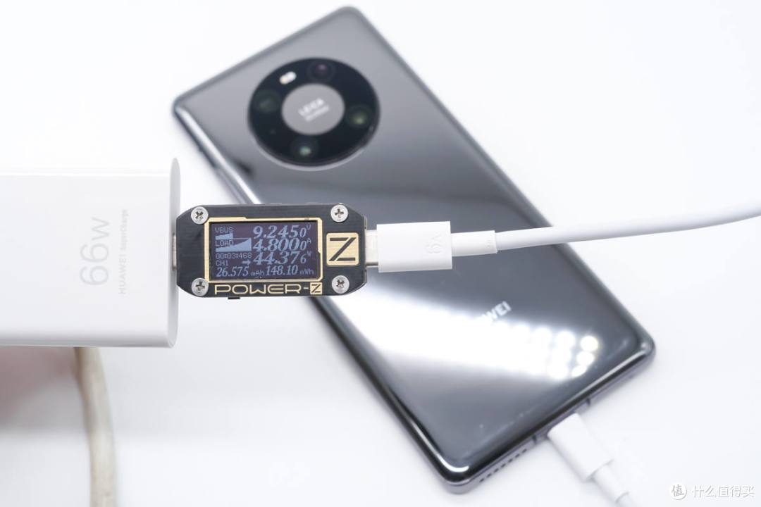 华为创新性氮化镓快充测评：超薄设计，66W快充兼容40W PD