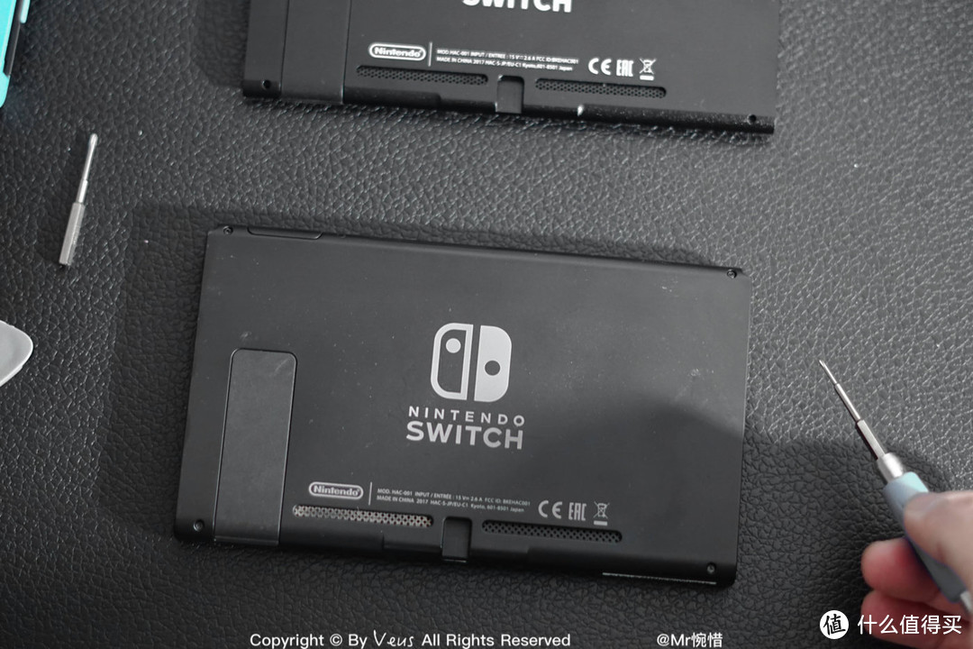 换不起Switch OLED版的我选择换一块Switch的后壳s