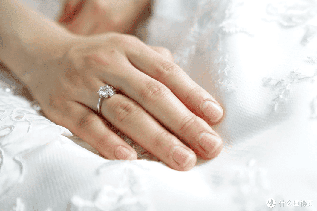 婚戒攻略：这几种结婚钻戒不能买！！ 