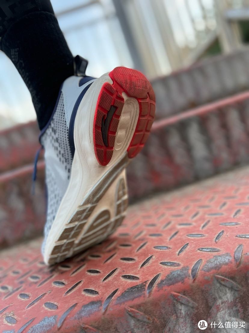 安踏创1.5大数据跑鞋70km体验分享