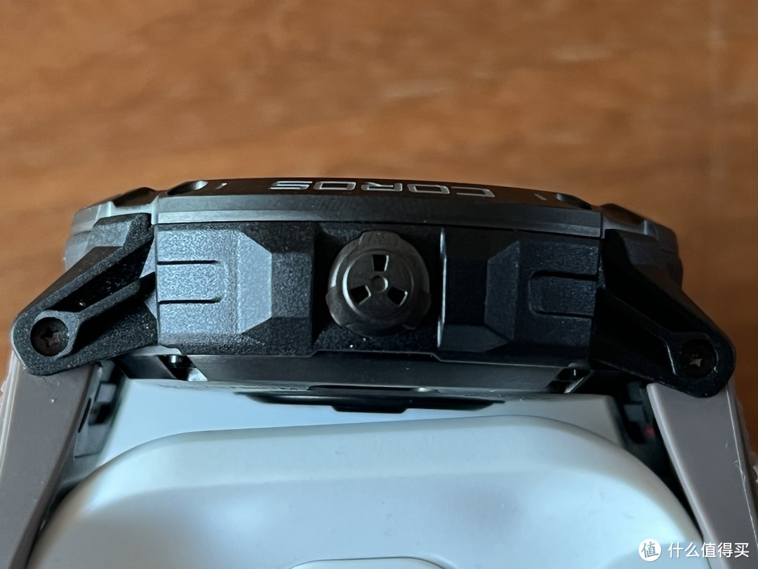反复横跳！7年Apple Watch、Garmin用户转投COROS VERTIX 2运动手表