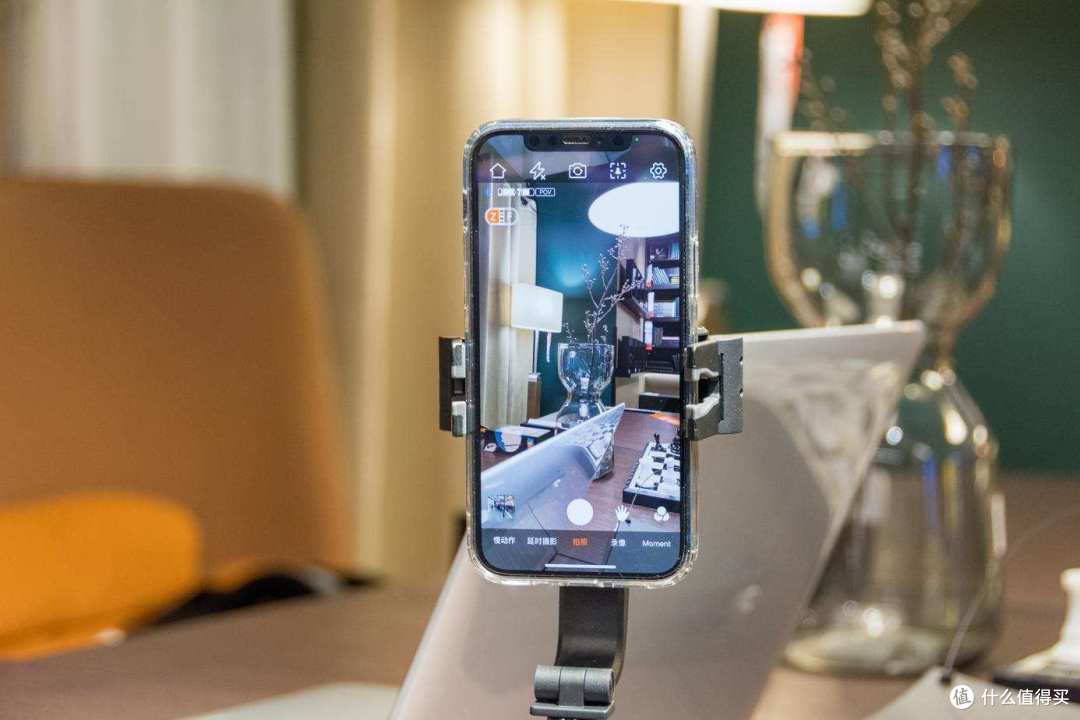 选自拍杆or手持云台？外出带它一个就够了 浩瀚小Q稳拍杆