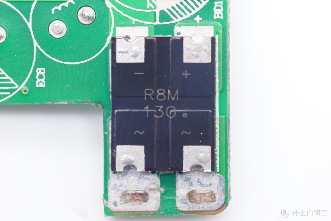 拆解报告：ANKER安克65W 2C1A氮化镓超能充A2667