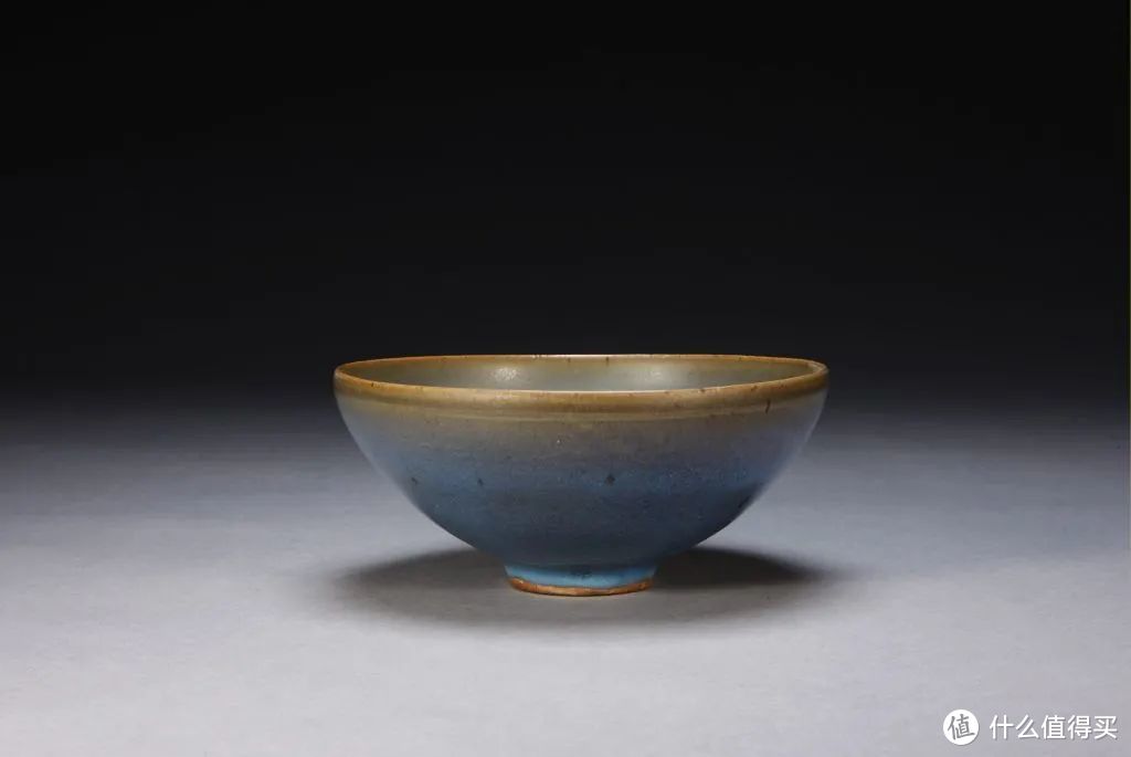 钧窑天蓝釉碗，故宫博物院 藏 ©️故宫博物院