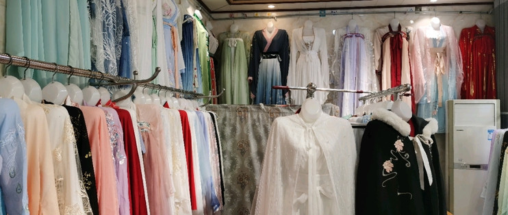 浪客行篇七十七 横店丨来横店一定要体验一次国潮汉服 汉唐古装店服装妆造如何 国内旅游 什么值得买
