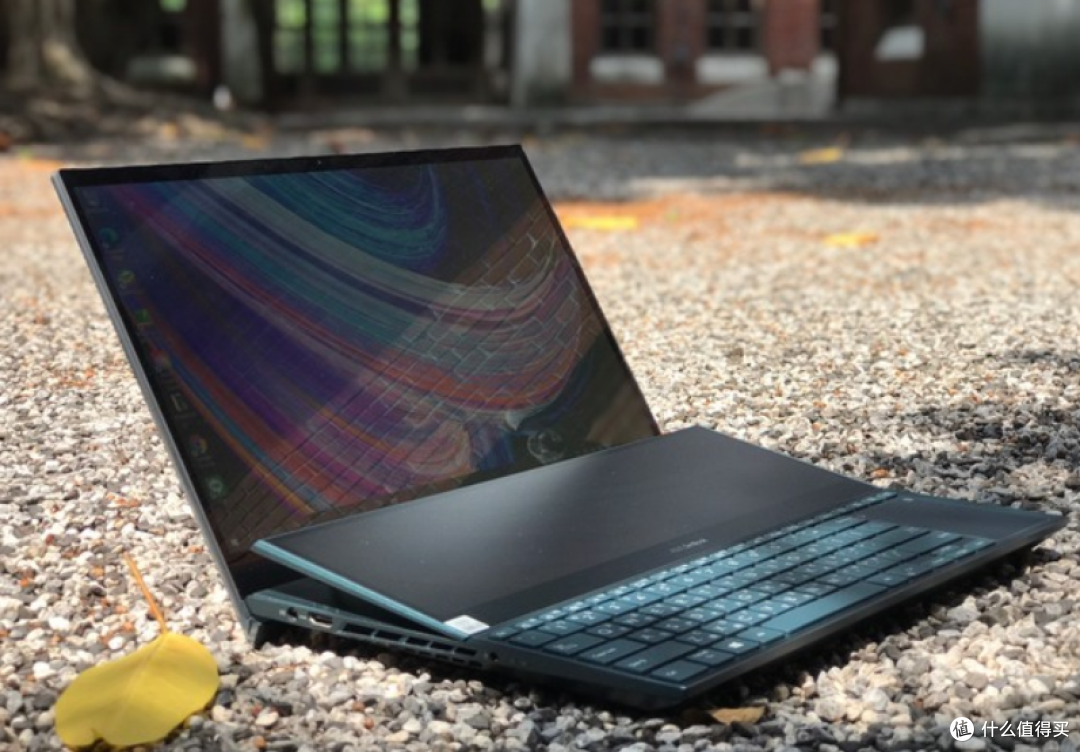华硕品质坚若磐石zenbookux582oled双屏幕笔记本