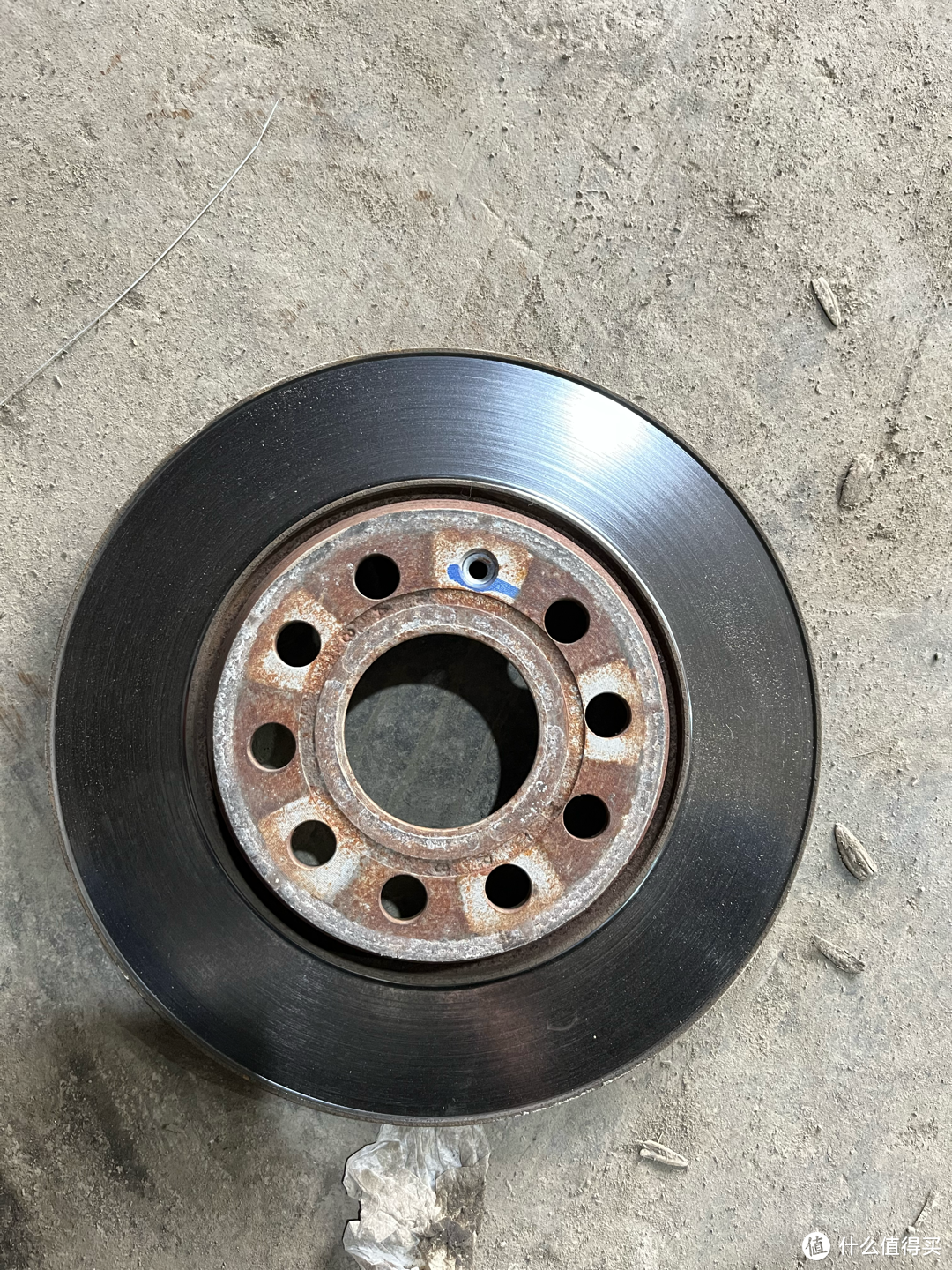 老迈腾b5更换刹车盘片油记录