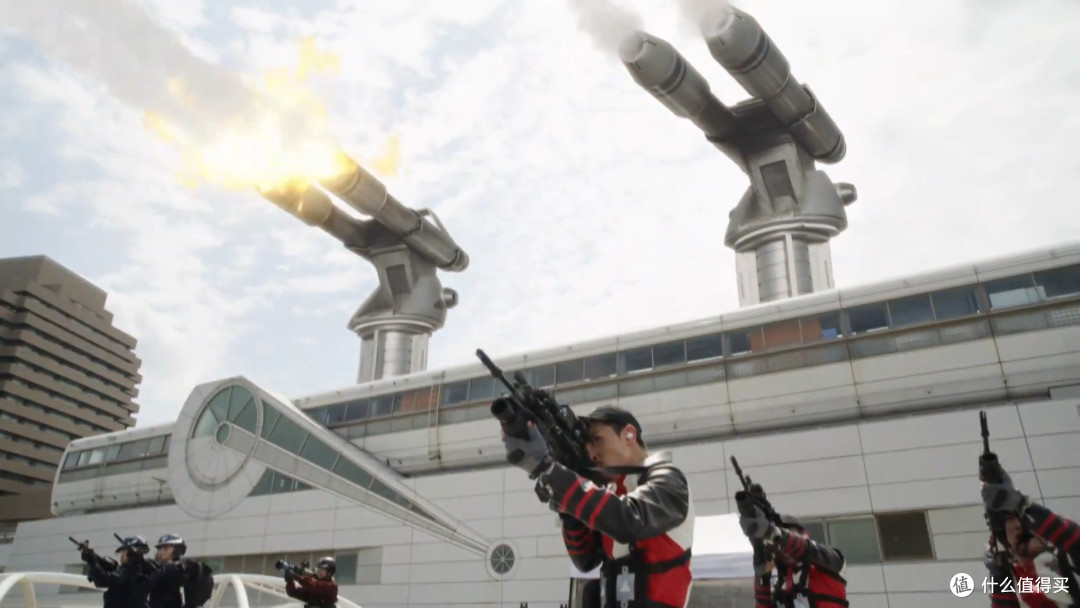 特利迦奥特曼好评如潮剑悟展现高超飞机驾驶技术