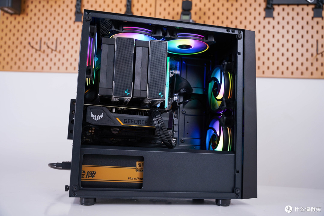 捡漏双棍节适配一套4000元的中端家用电脑主机