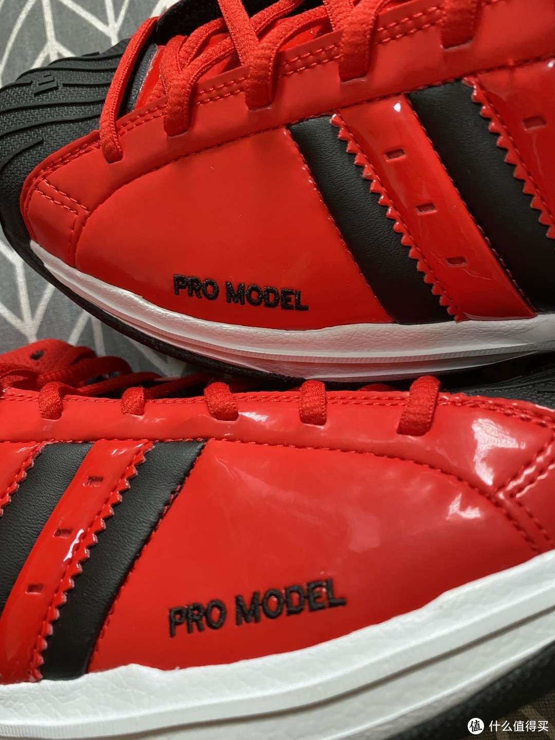 adidas Pro Model 2G中帮篮球