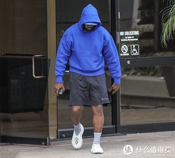 站内首发：YEEZY GAP卫衣到底怎么样？提前上身测评给你看！