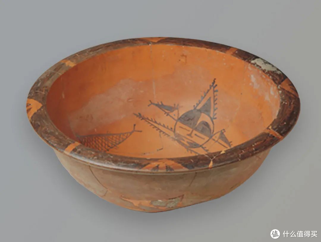 新石器时代仰韶文化的人面鱼纹彩陶盆 ©中国国家博物馆