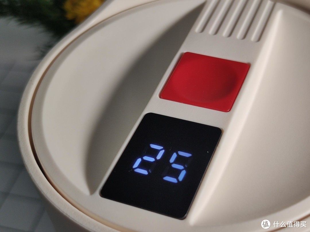 带温感探头的保温壶，温度看得见！