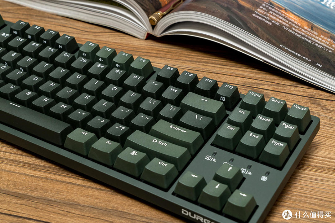 机械键盘：杜伽三模K320W苍峦墨上手，驾驭这个配色，需要花点心思